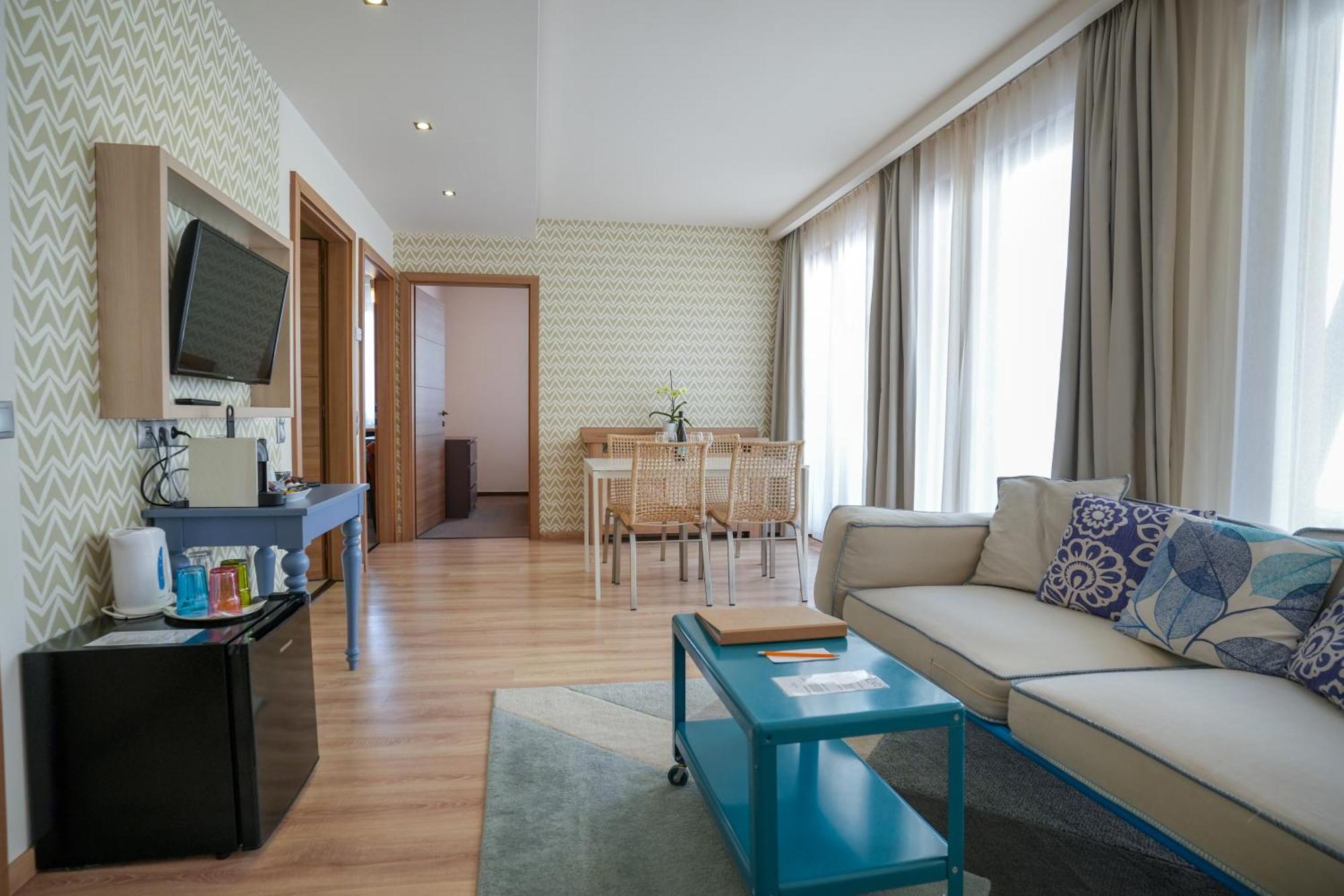 Imola Udvarhaz Dessert Hotel Егер Екстериор снимка