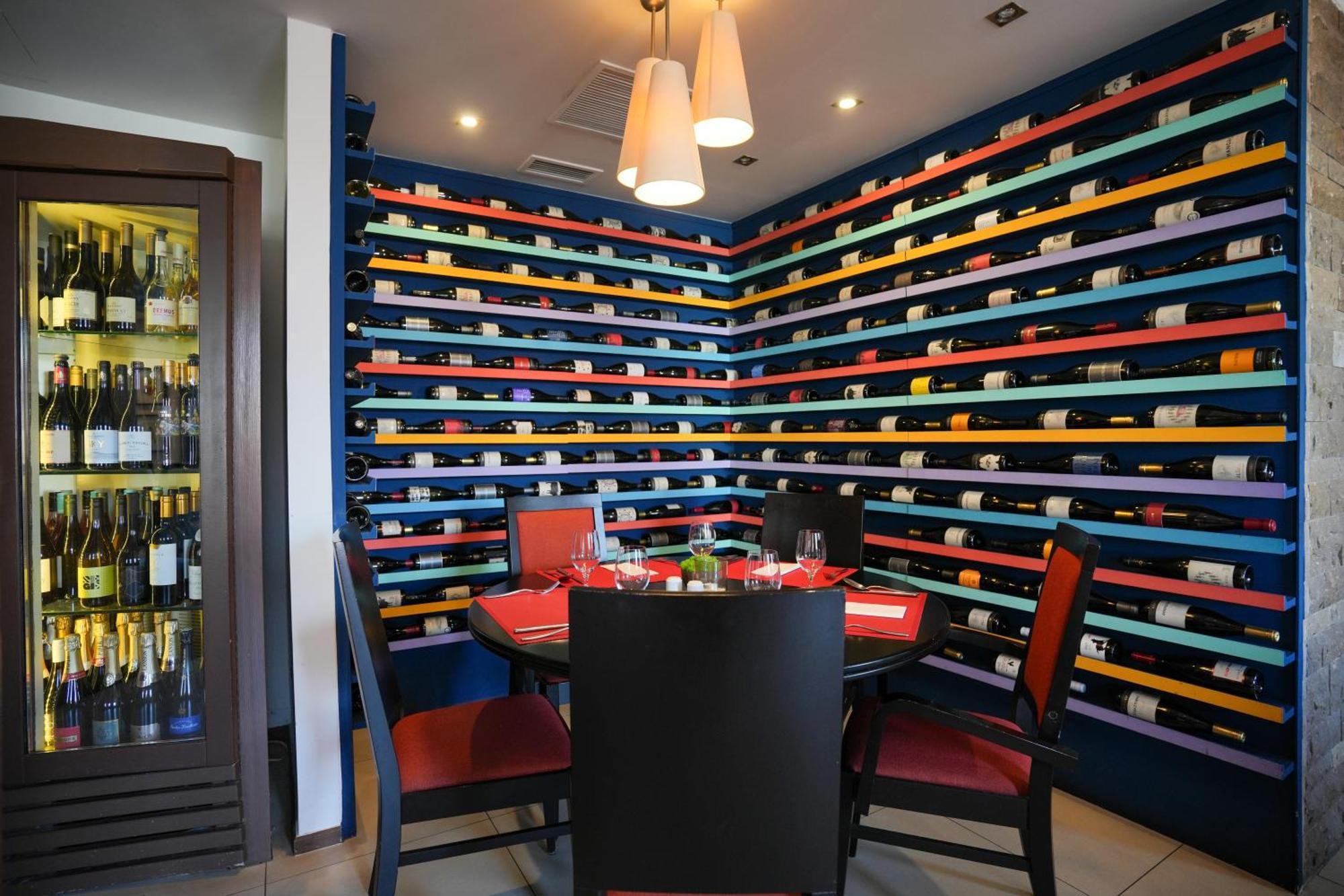 Imola Udvarhaz Dessert Hotel Егер Екстериор снимка