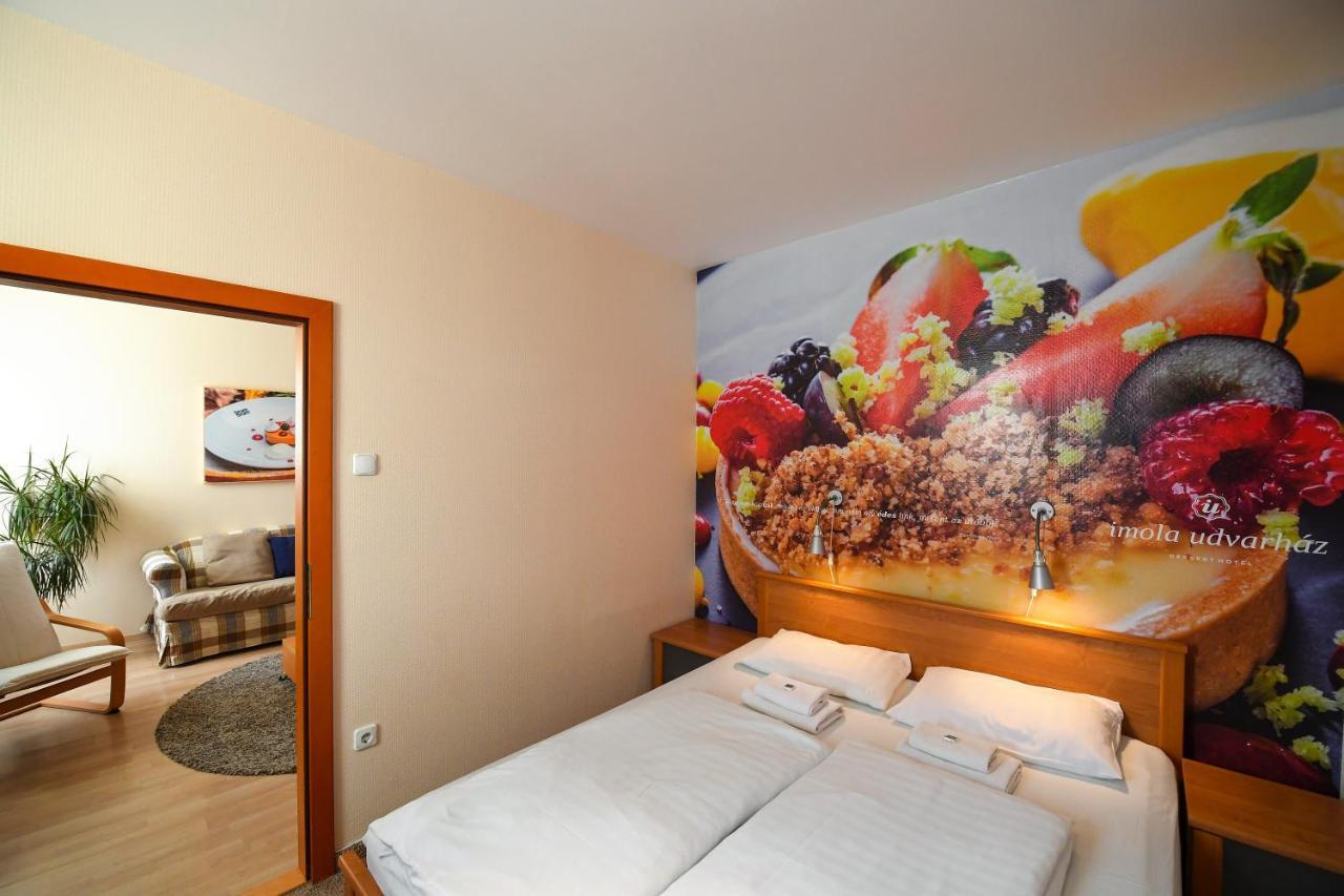 Imola Udvarhaz Dessert Hotel Егер Екстериор снимка